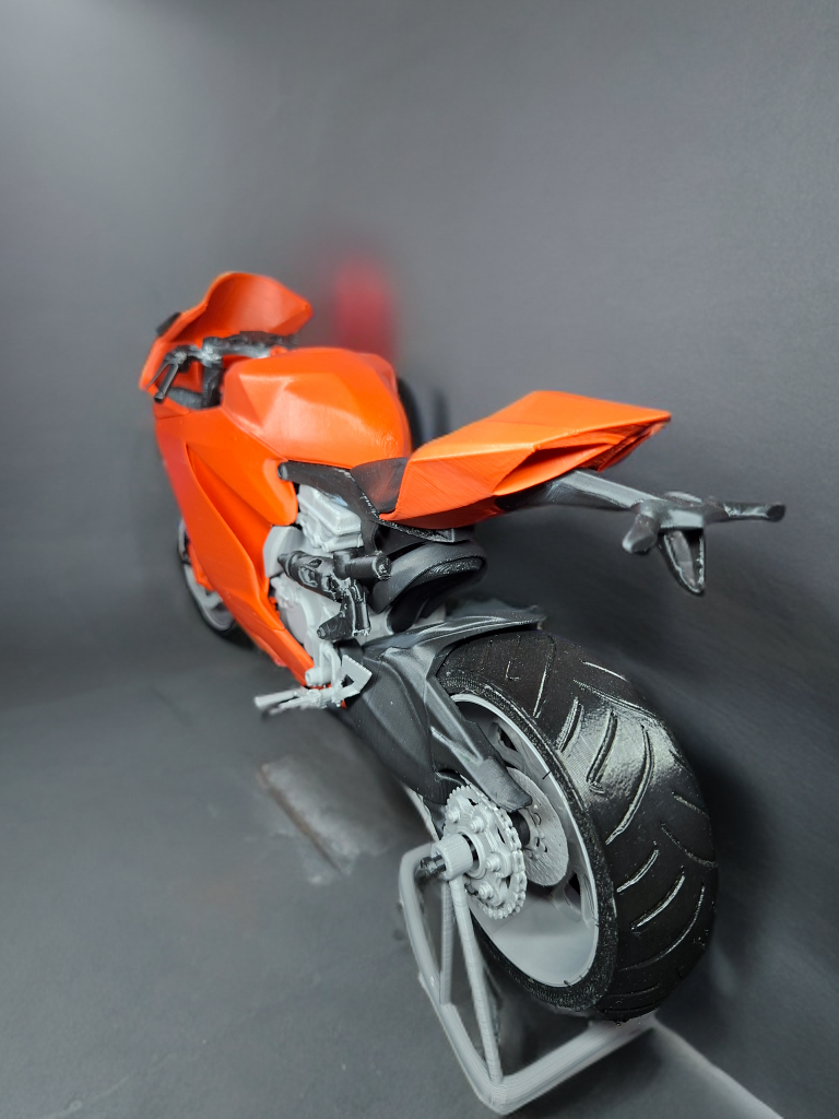 🏍️ 3D Baskı Ducati 1199 Panigale Modeli - El Yapımı Koleksiyon Parçası